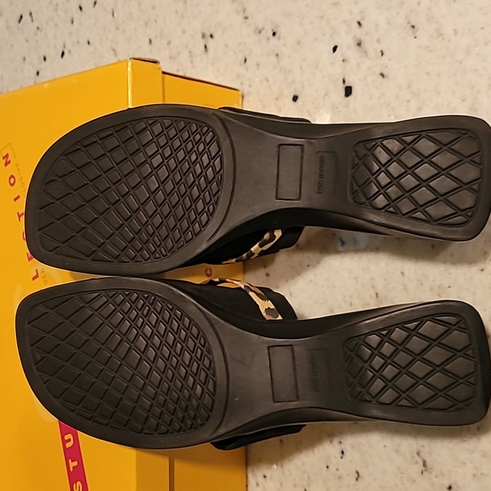 Shoes Black Leopard Slides - Picture 2 of 5